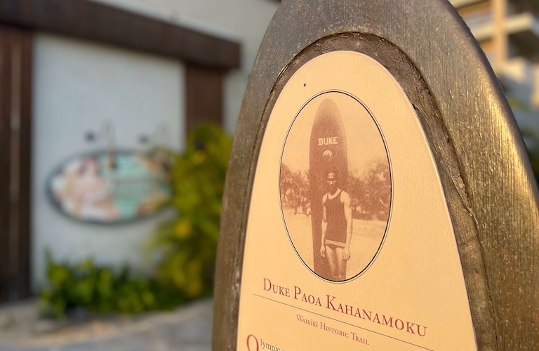 Waikiki Historic Trail Marker