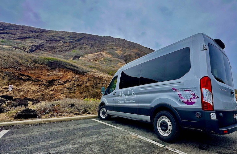 Hawaii tour give back