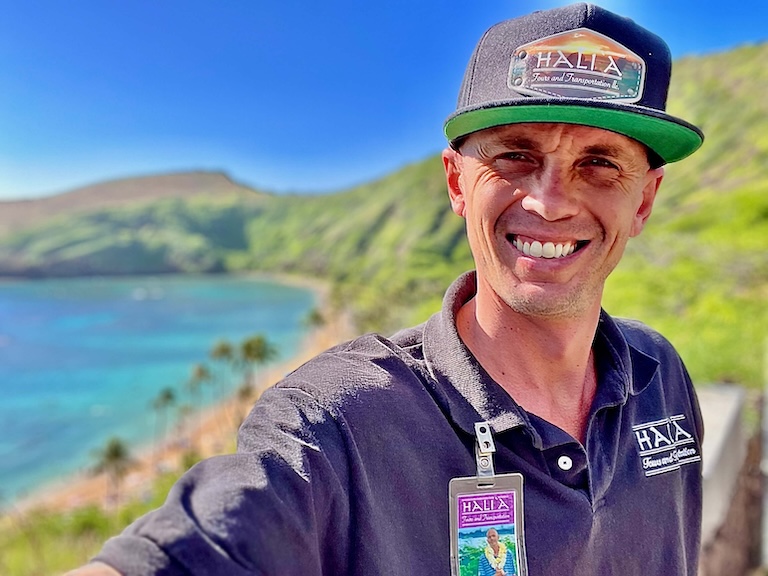 Halia Tours Founding Guide